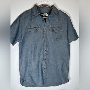 The North Face Blue Men's Shirt. Size Small.
